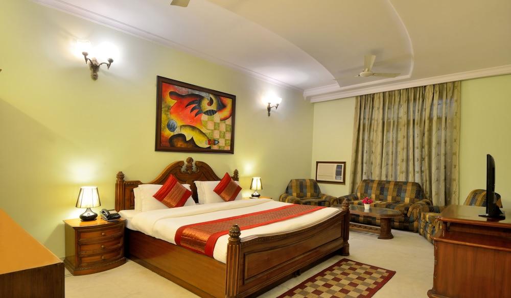 Hotel Pablas International, New Delhi, Near Metro Exterior photo