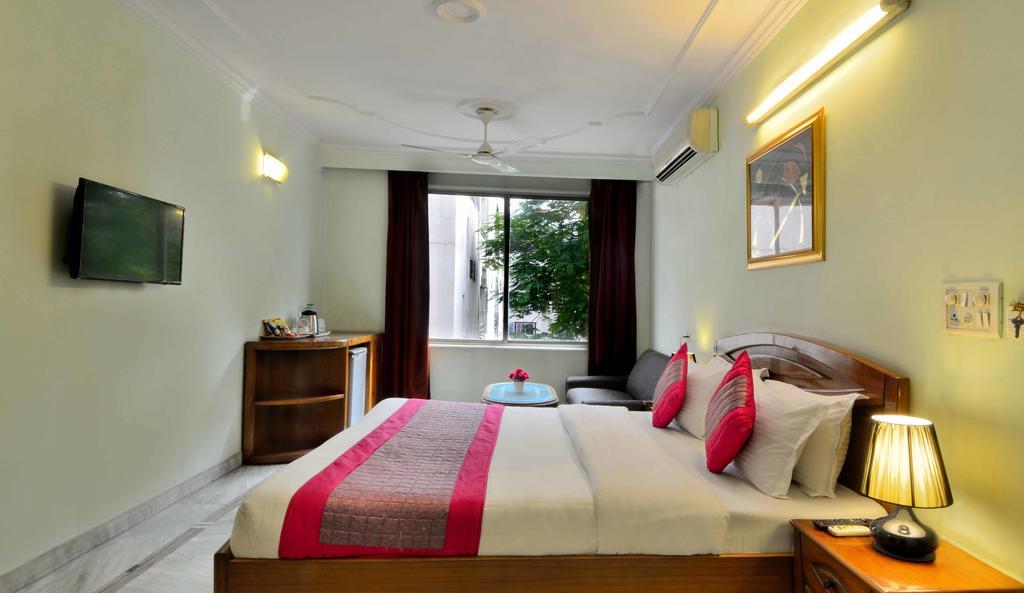 Hotel Pablas International, New Delhi, Near Metro Exterior photo