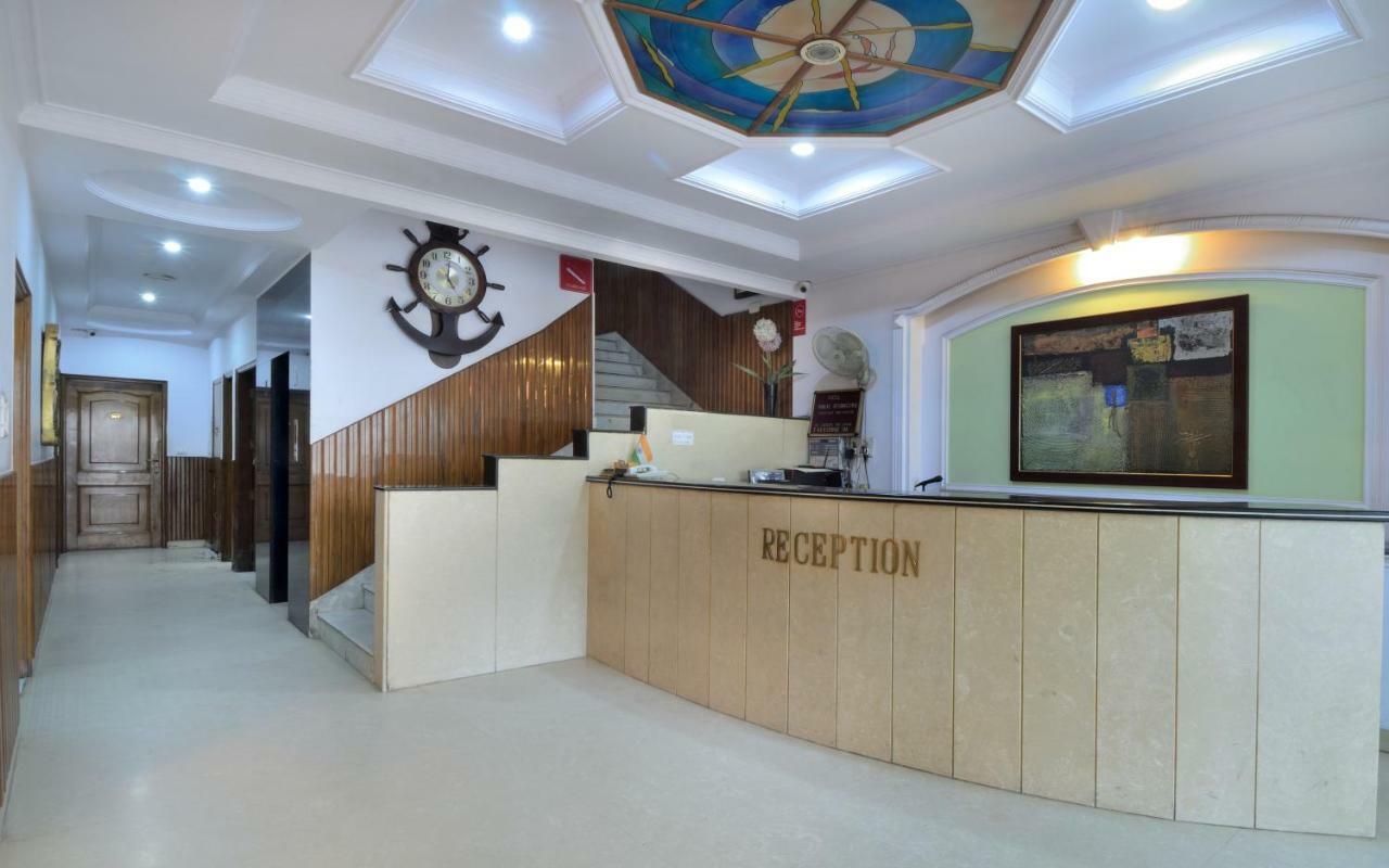 Hotel Pablas International, New Delhi, Near Metro Exterior photo